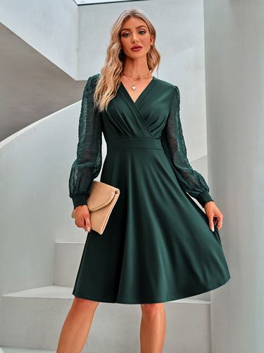 1.state solid patch pocket shift dress,Discover the Elegance of the State Solid Patch Pocket Shift Dress